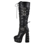Kniehohe Stiefel mit Plateausohle und Schnalle