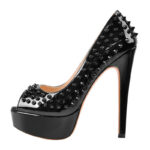 Peep Toe Pumps mit Plateausohle und Nieten