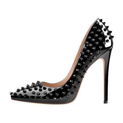 Pumps mit spitzer Zehenpartie und Nieten