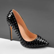 Pumps mit spitzer Zehenpartie und Nieten - Image 4